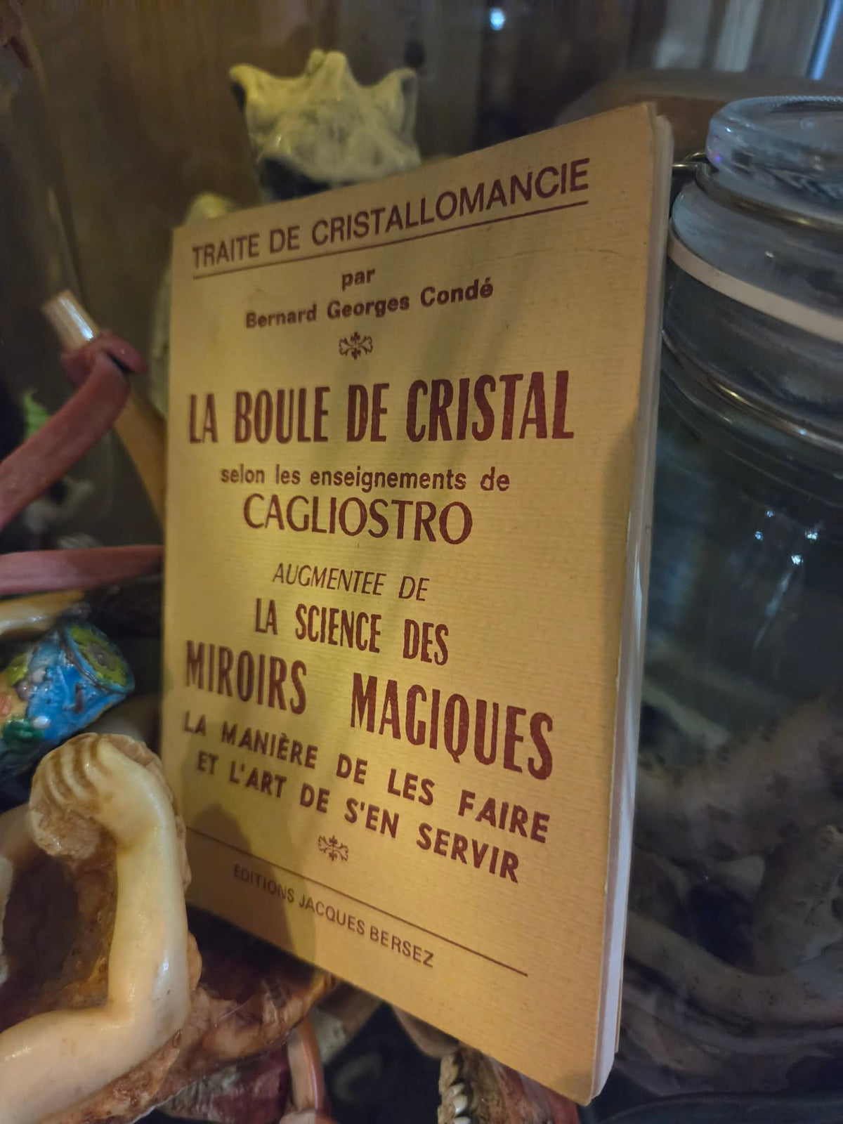 Livre La boule de cristal selon les enseignements de Cagliostro