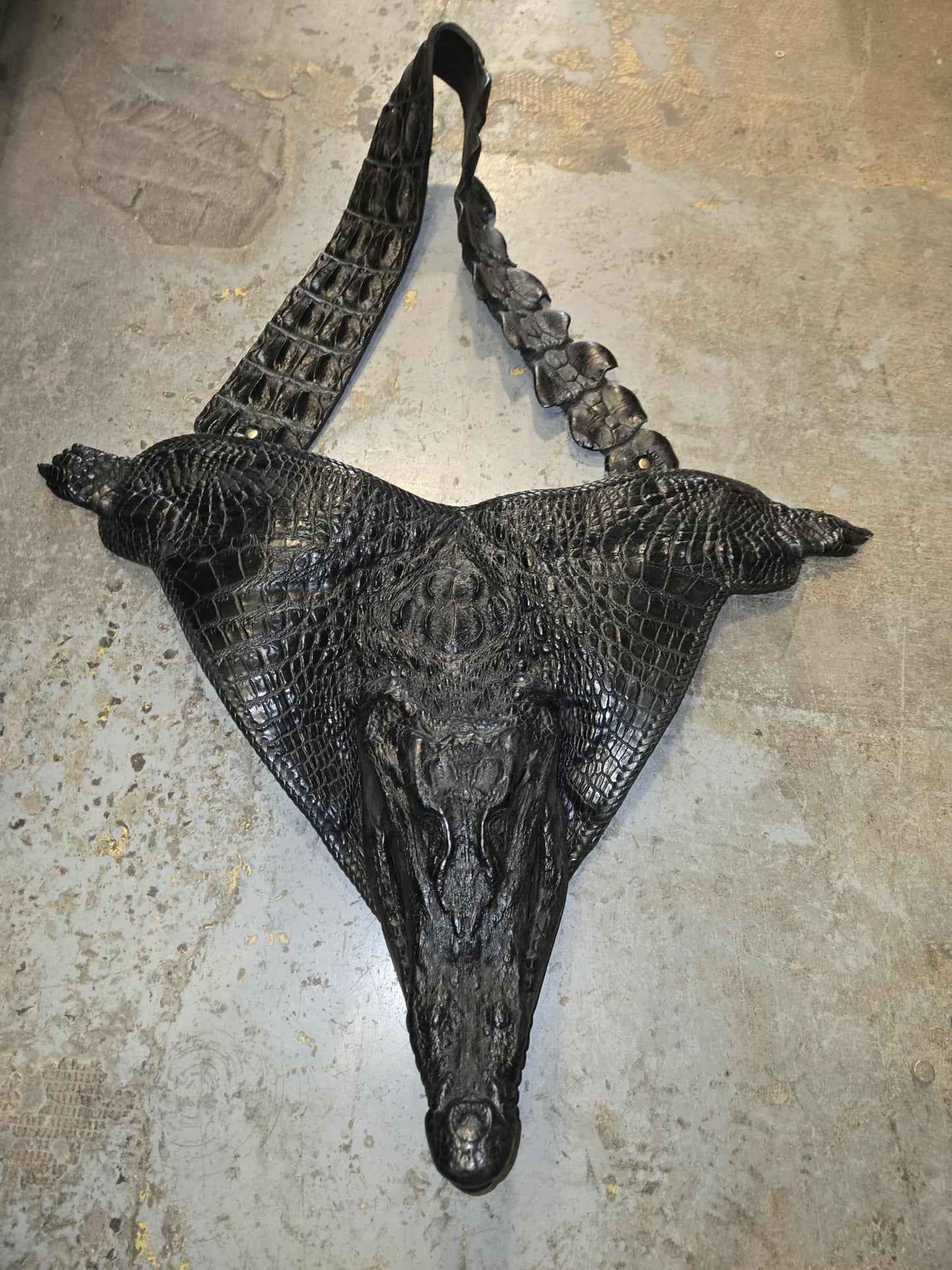 Grande sacoche vintage en peau de crocodile