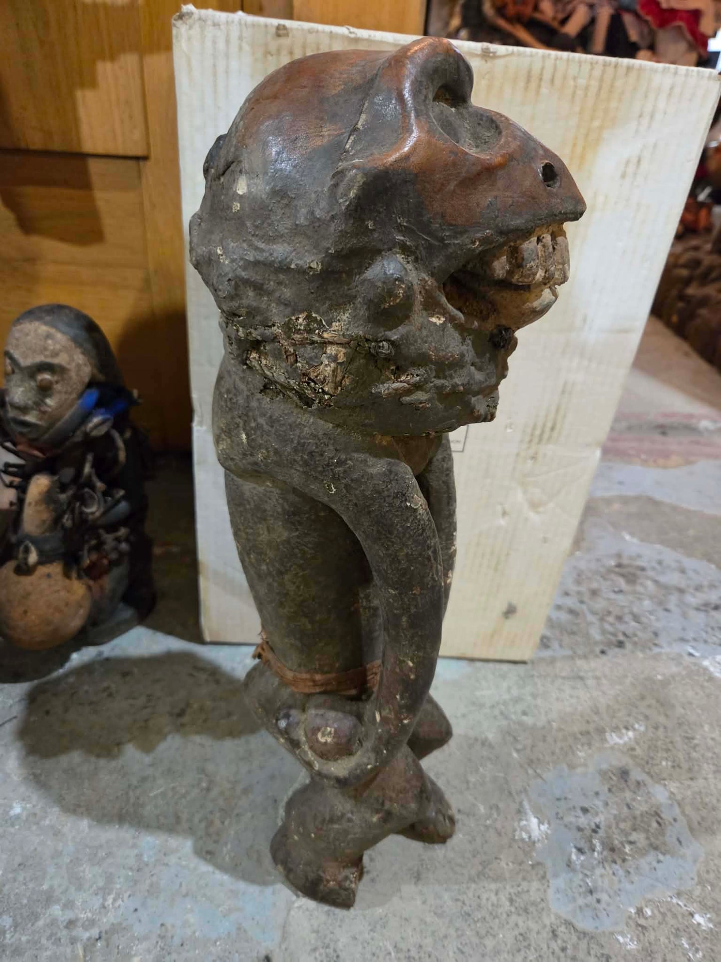 Fétiche vaudou antique communiquer avec les esprits