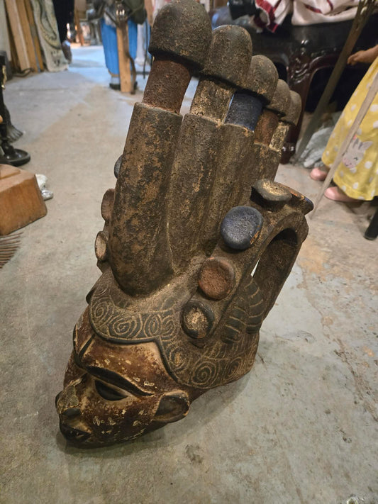 Masque-casque vintage Gelede africain sculpté en bois