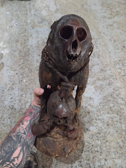 Fétiche antique rituel vaudou africain, Cameroun.