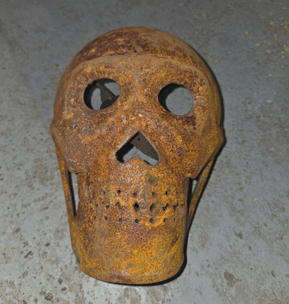 Masque crâne en métal