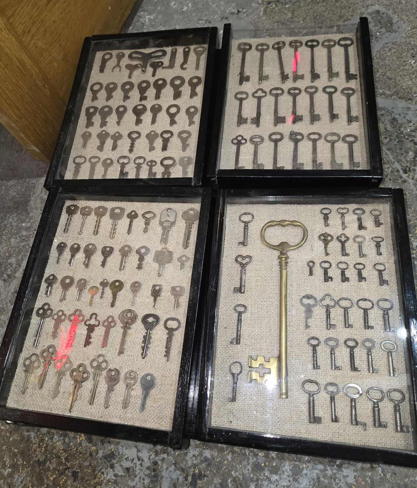 Grande collection de clefs antiques