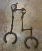 Menottes antique forgées à la main.