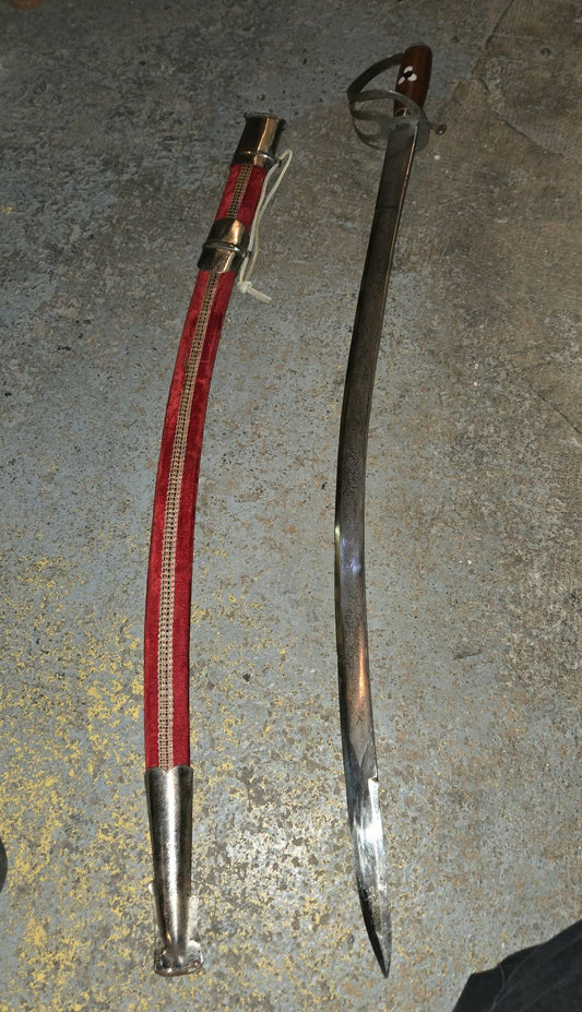 Épée Talwar indienne vintage avec fourreau en velours