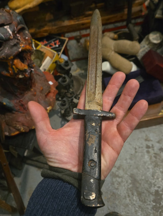 Baïonnette antique début du XXe siècle