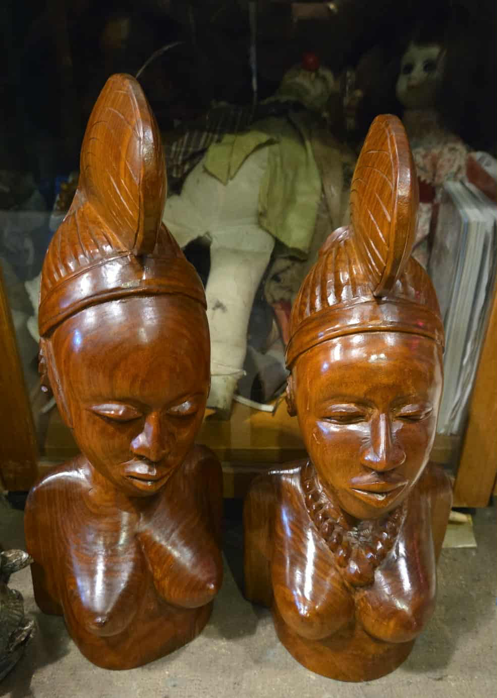 Bustes, sculptures africaines en bois