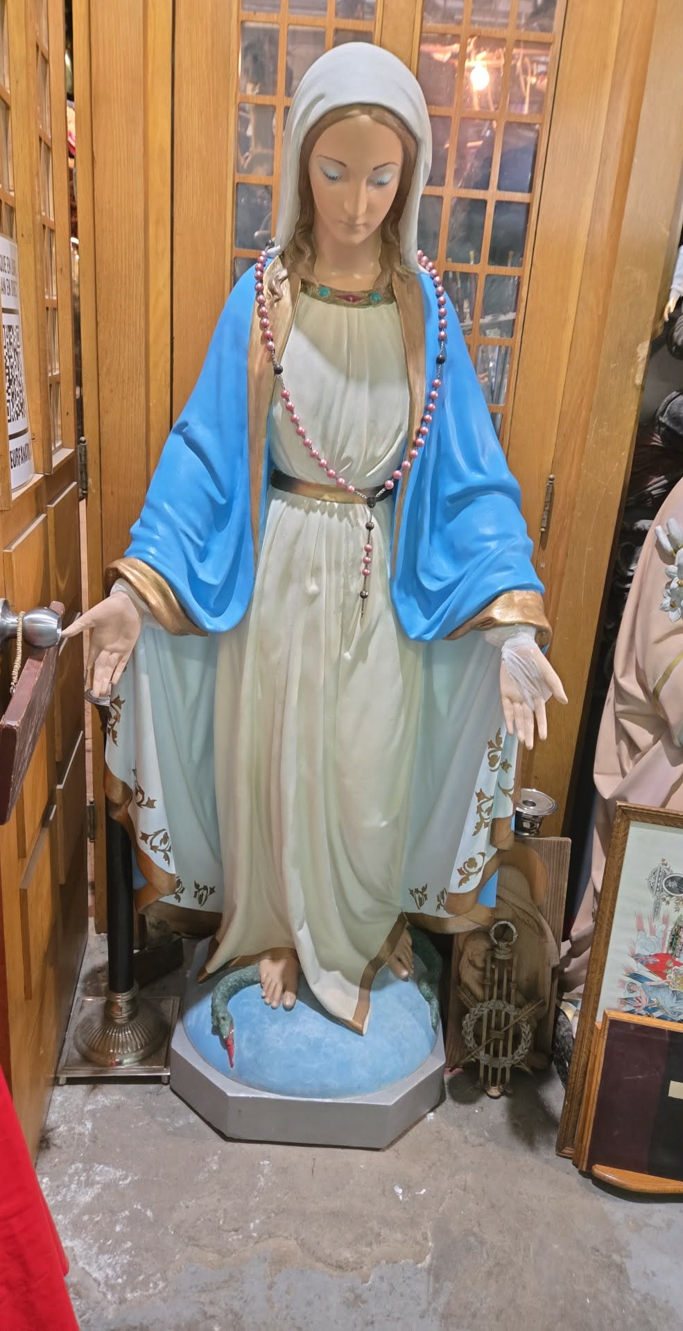 Très grande statue vintage de la Sainte Vierge en plâtre