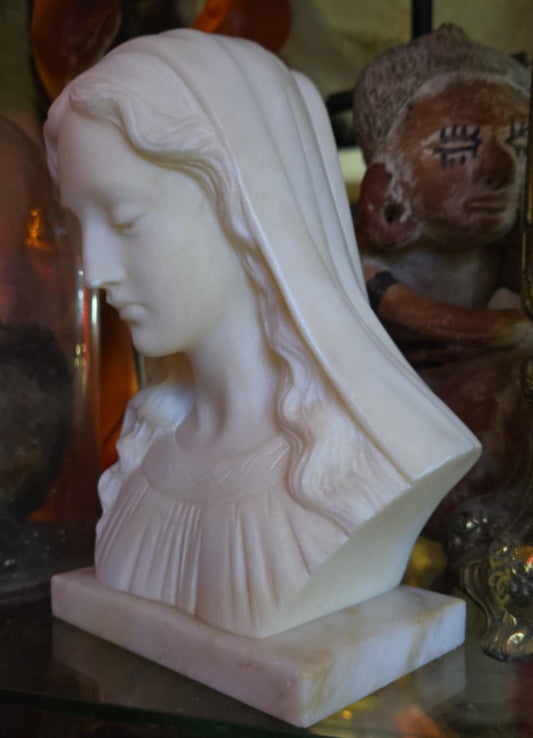 Buste de marbre de Marie Madeleine