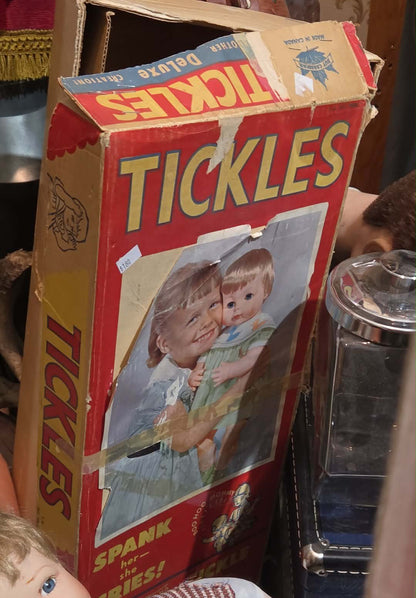 Poupée vintage Tickles 1964