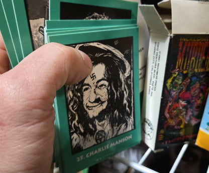 Ensemble de 40 cartes à collectionner "Incredible True Life Murderers"