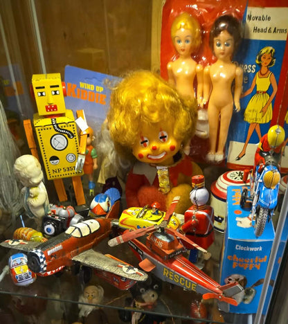 Poupée clown vintage vers 1980.