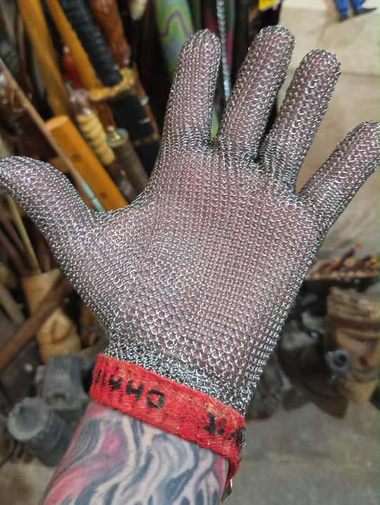 Gant de coupe en mailles d'acier