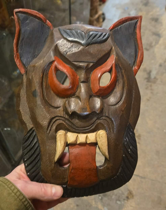 Masque ancien de Bakunawa philippin