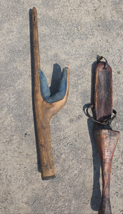 Jambes de bois antiques datant du 19e siècle