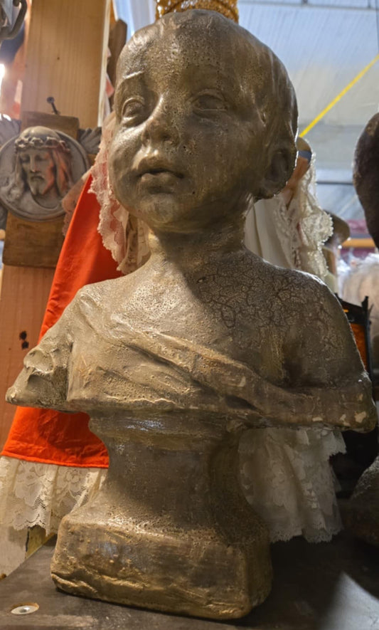 Buste en plâtre enfant