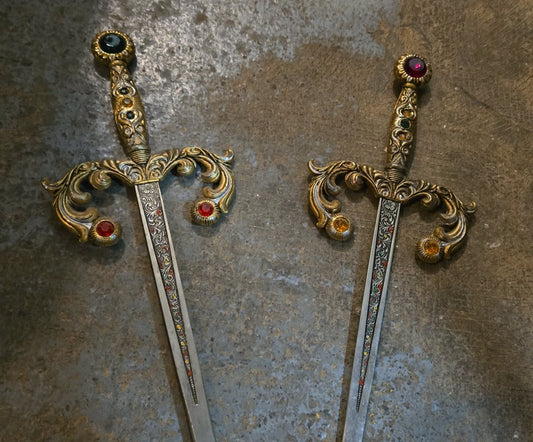 Sabres de cérémonie espagnols antiques