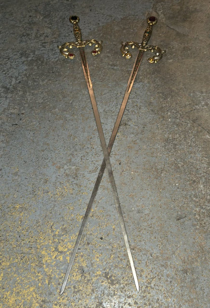 Sabres de cérémonie espagnols antiques