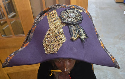Chapeau tricorne style XIXe siècle