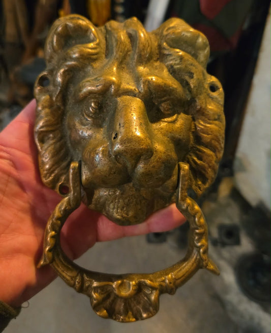 Heurtoir de porte tête de lion