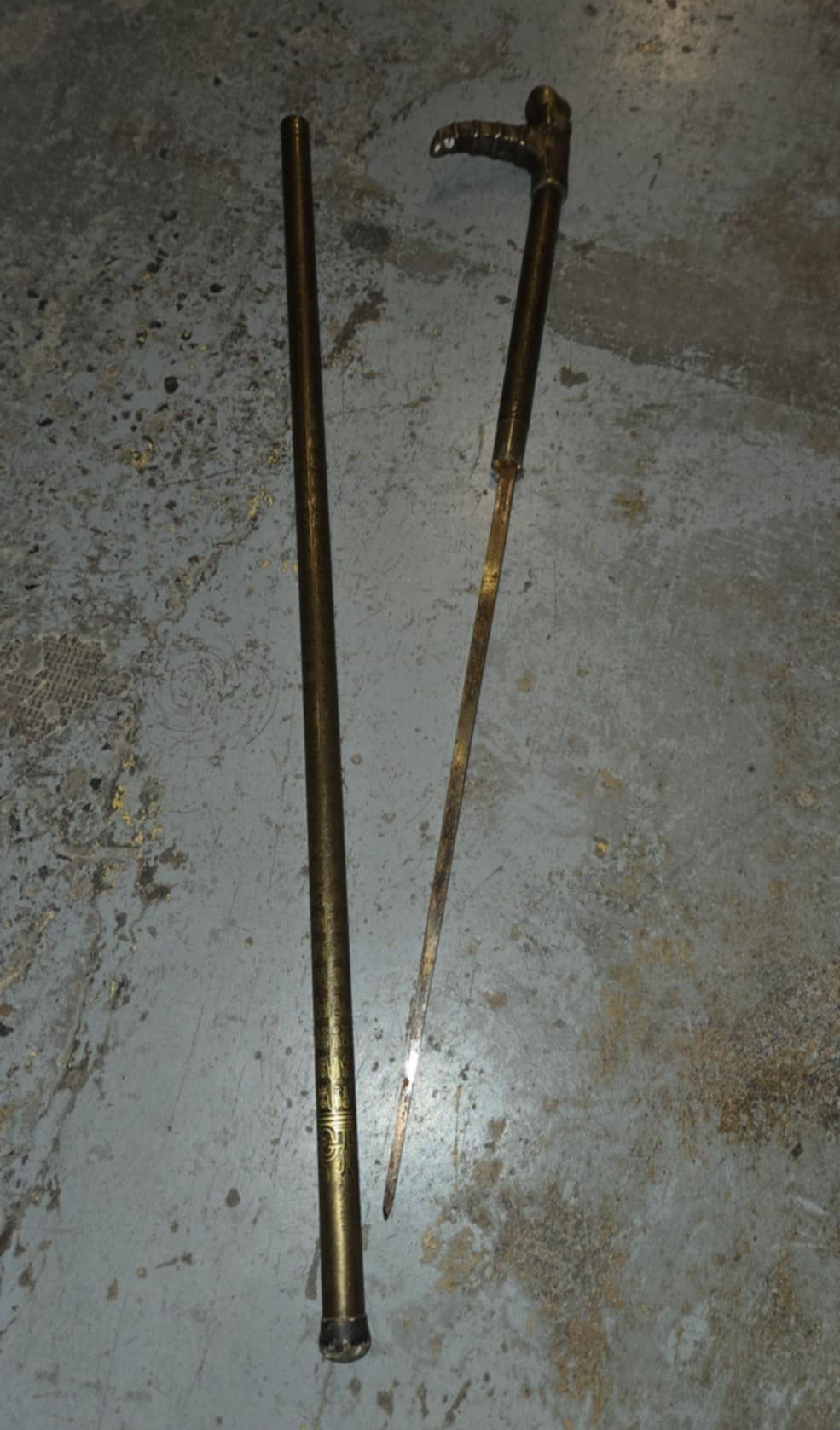 Canne épée antique motifs égyptiens