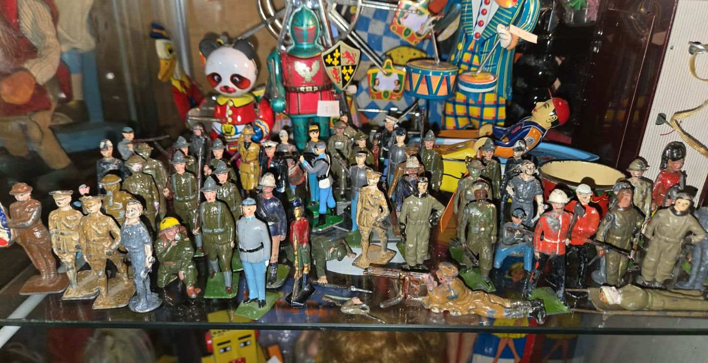 Figurines de soldats miniatures "soldats de plomb" vintage