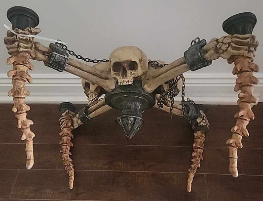 Gros chandelier gothique